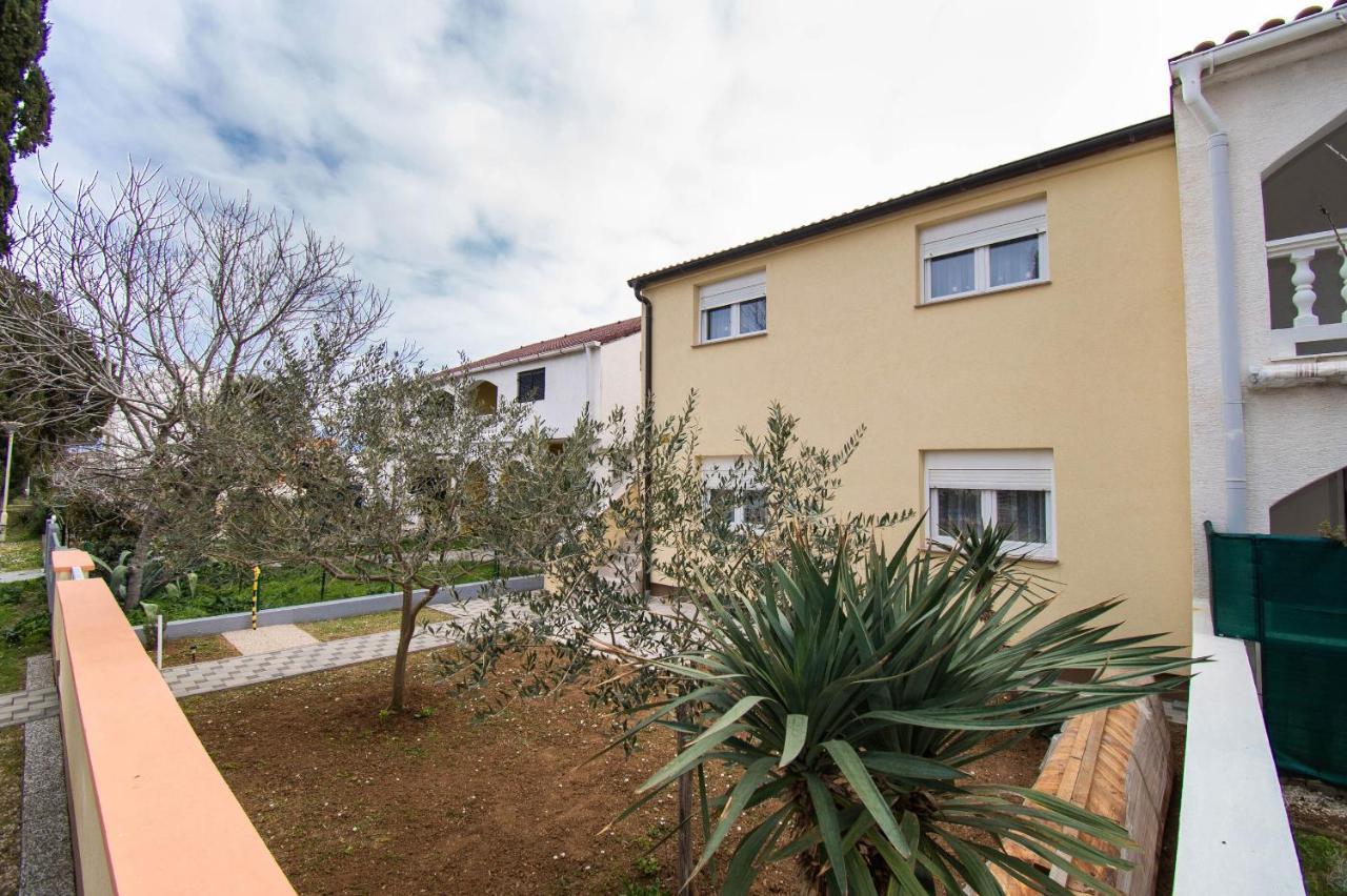 Apartment Tommy Privlaka  Buitenkant foto